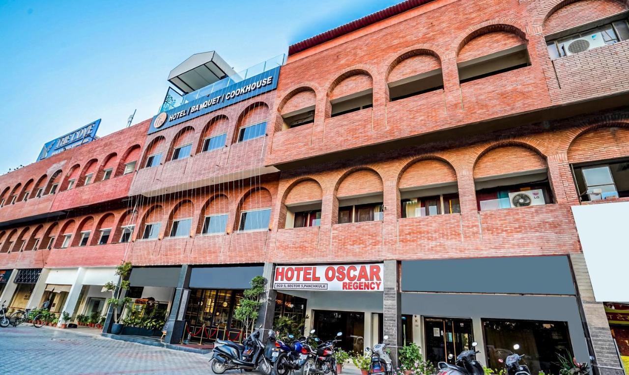 Hotel Oscar Regency Panchkula Exterior photo